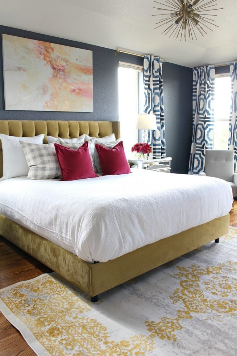 30 Beautiful Master Bedroom Inspirations for a Relaxing Sanctuary