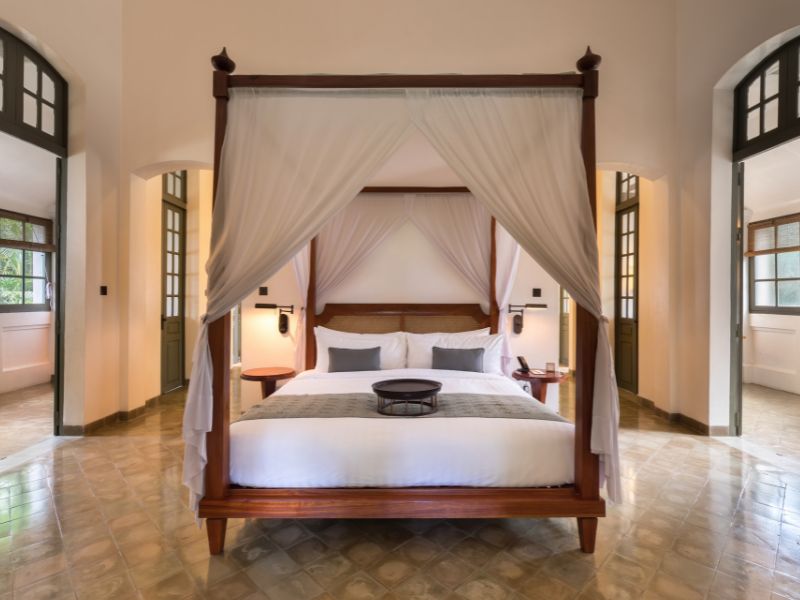 Canopy Beds