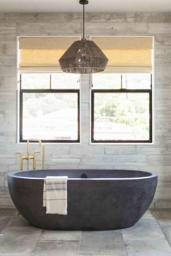 Make a Statement with Your Bathtub